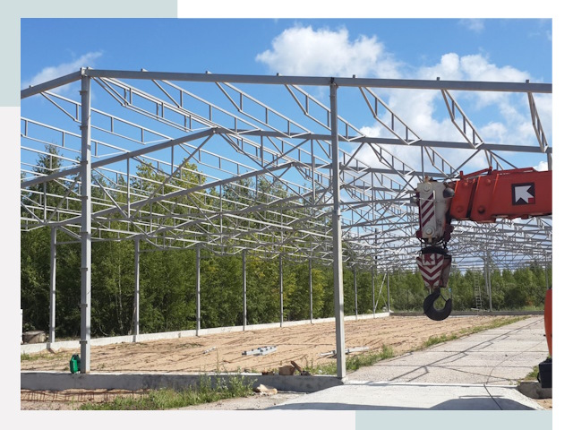 Строительство конюшен в Великие Луки от 620 руб. под ключ