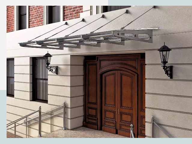 Металлические козырьки от 620 руб. в Великих Луке